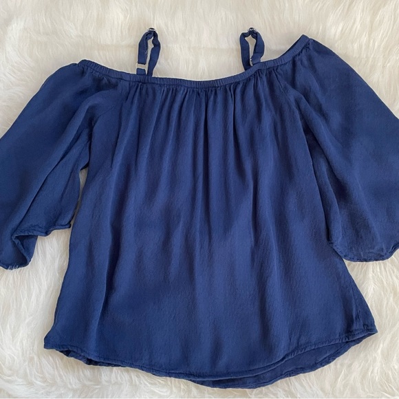 Iz Byer Navy Off Shoulder Blouse - Picture 2 of 4
